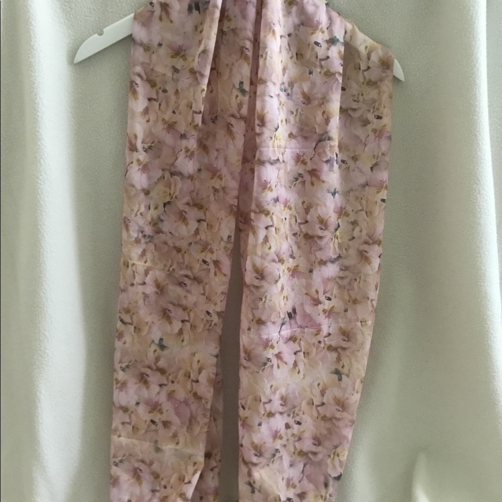H&M Infinity Scarf